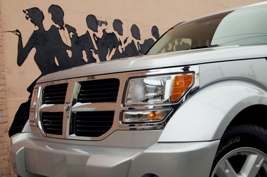  Dodge Nitro 2007 года  (фото 77 из 152)